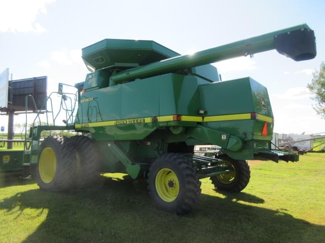 Image of John Deere 9410 equipment image 1