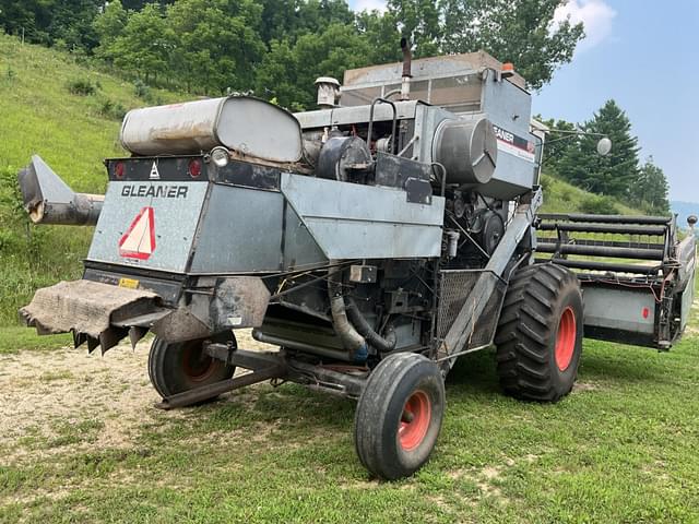Image of Gleaner F3 equipment image 2