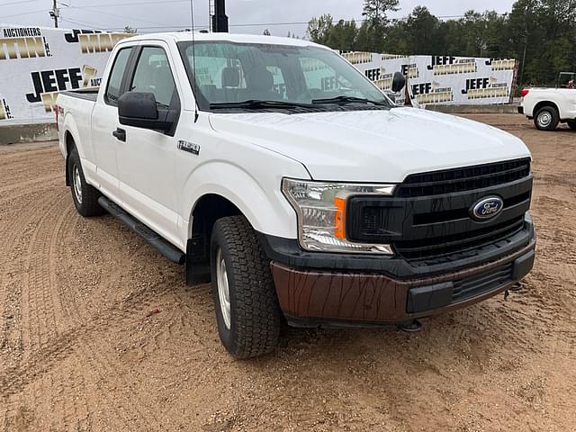 Image of Ford F-150 equipment image 2