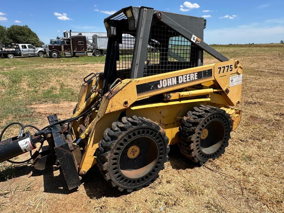 Image of John Deere 7775 Primary image