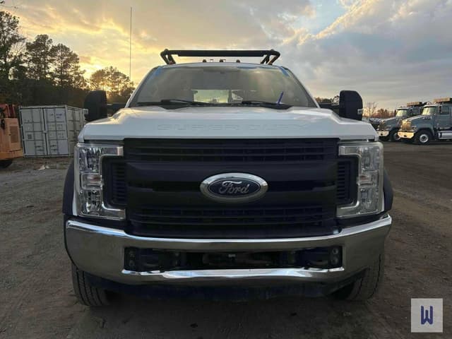 Image of Ford F-550XLSD equipment image 1