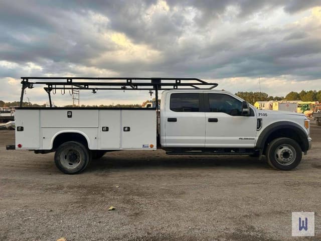 Image of Ford F-550XLSD equipment image 3