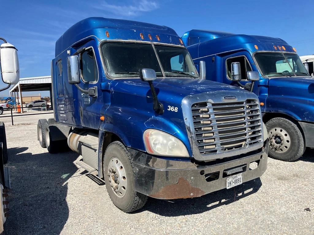 Image of Freightliner Cascadia Primary image