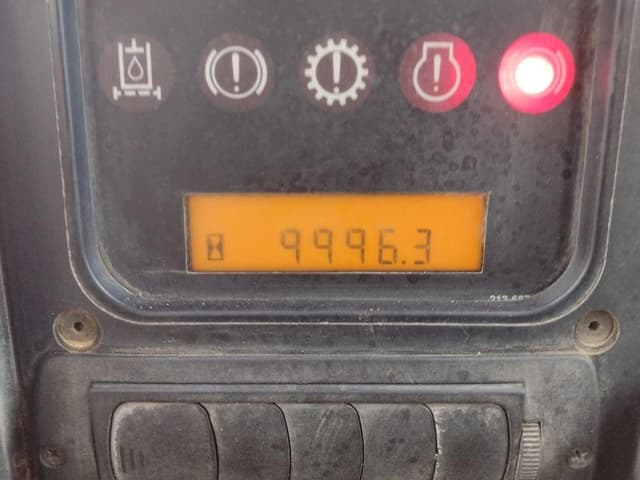 Image of Caterpillar D6N XL equipment image 4