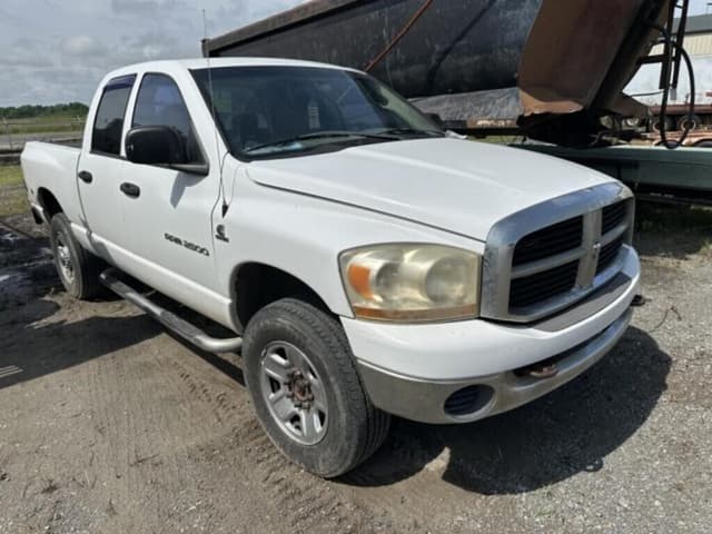 Image of Dodge Ram 2500 equipment image 1