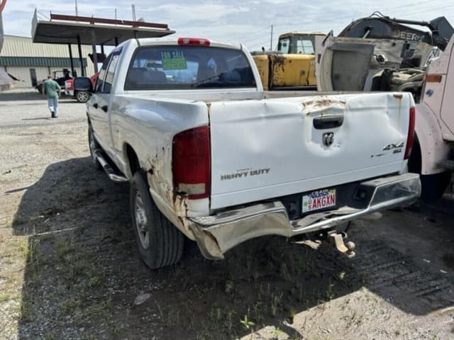 Image of Dodge Ram 2500 equipment image 3
