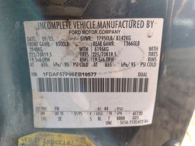 Image of Ford F-550 equipment image 4