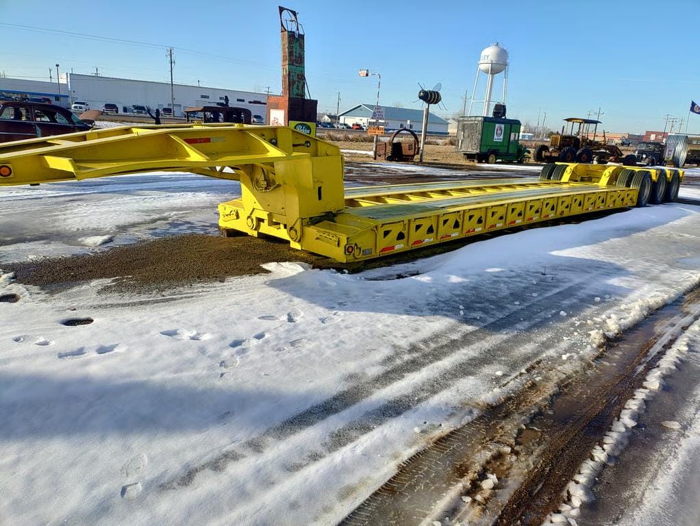 2006 Trail King Lowboy Equipment Image0