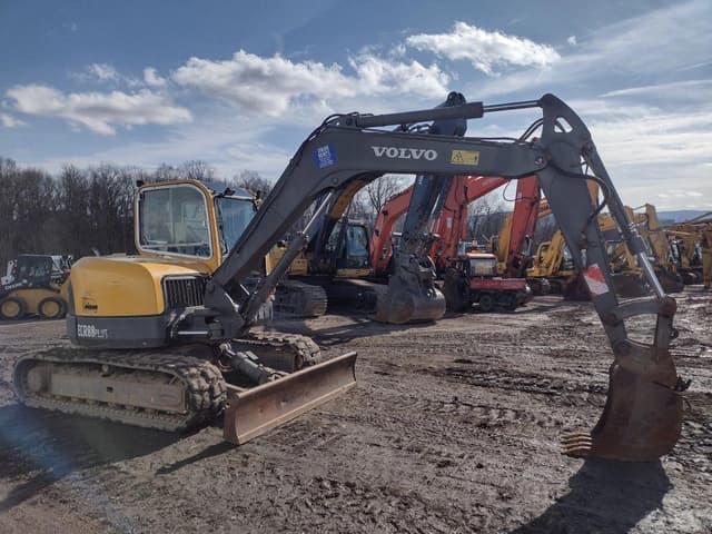 Image of Volvo ECR88 equipment image 2