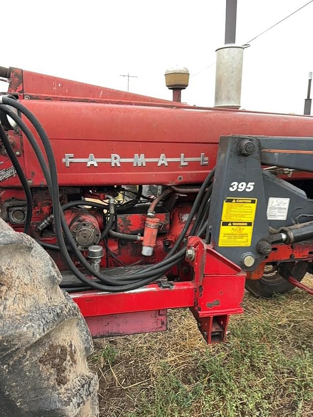 Image of Farmall 350 equipment image 3