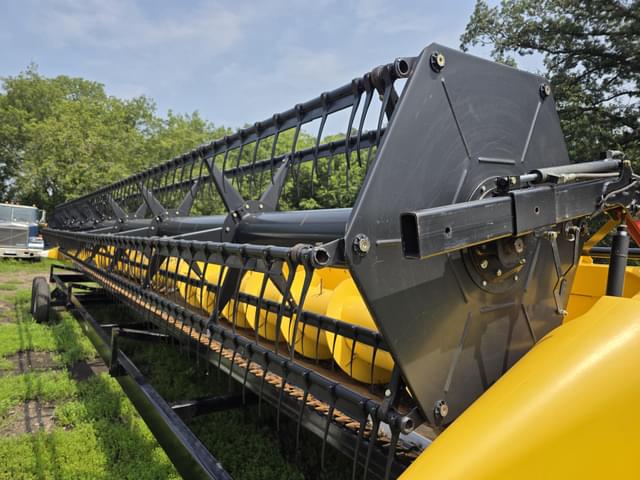 Image of New Holland  740  equipment image 2