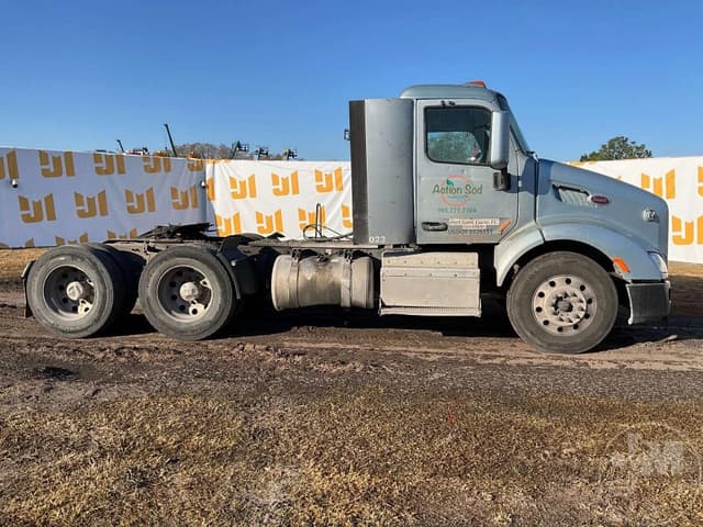 Image of Peterbilt 579 equipment image 3