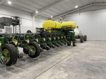 Main image John Deere 1770