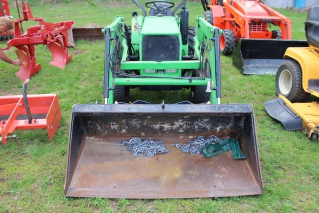 Image of Deutz-Allis 5215 equipment image 1
