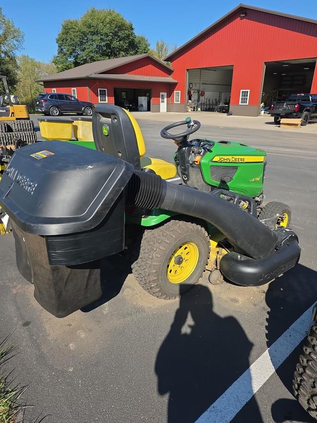 Image of John Deere X739 equipment image 2