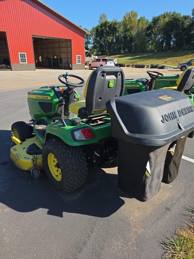 Image of John Deere X739 equipment image 4