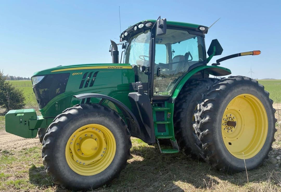 Image of John Deere 6190R Image 1