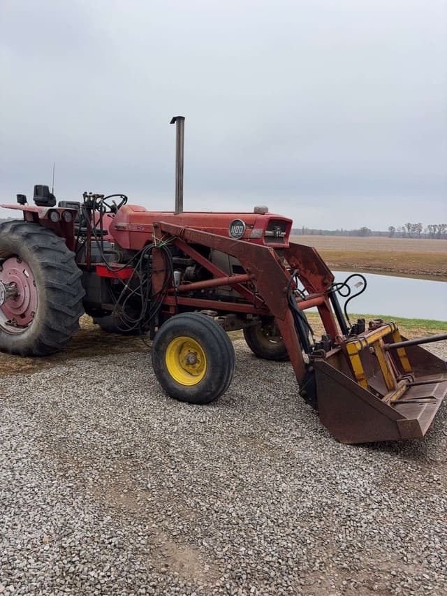 Image of Massey Ferguson 1100 equipment image 2