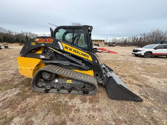 Image of New Holland C245 equipment image 4