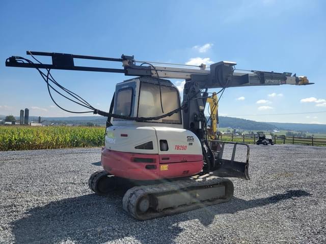 Image of Takeuchi TB260 equipment image 3