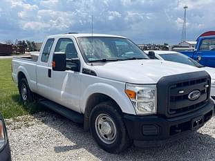 2015 Ford F-250 Equipment Image0