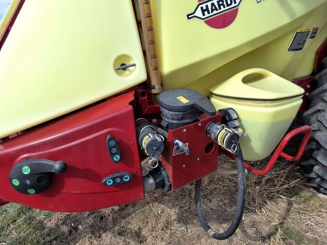 Image of Hardi Navigator 4000 equipment image 1