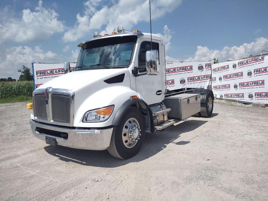 Image of Kenworth T380 Primary image