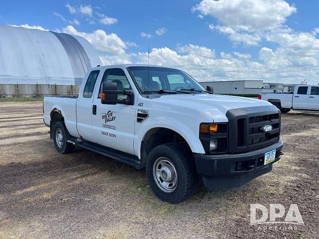 Image of Ford F-250 equipment image 4