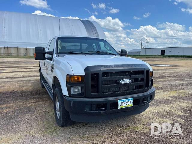 Image of Ford F-250 equipment image 3