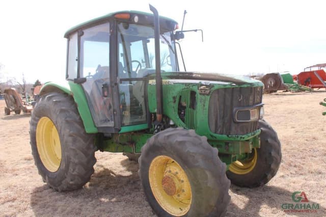 Image of John Deere 6415 equipment image 1