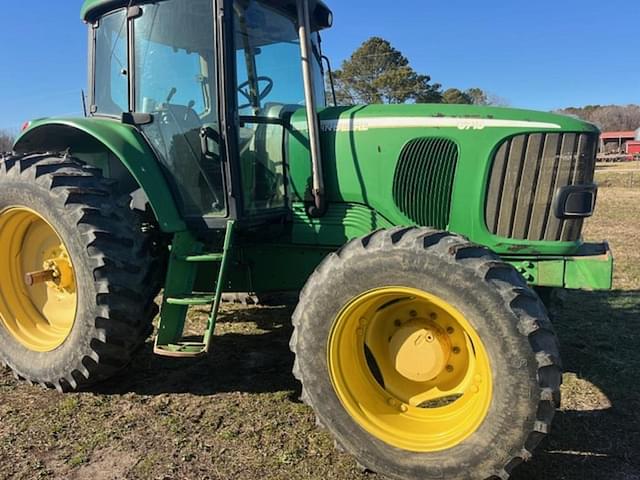 Image of John Deere 6715 equipment image 1