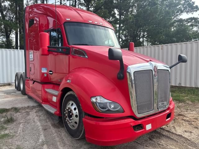 Image of Kenworth T680 equipment image 2