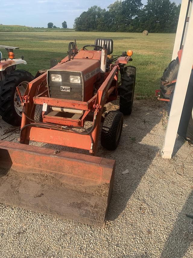 Image of Massey Ferguson 1030 equipment image 2