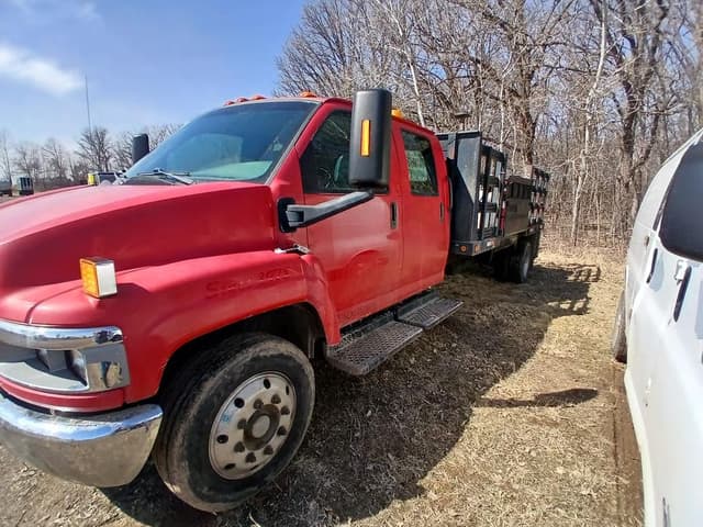 Image of Chevrolet C5500 equipment image 1