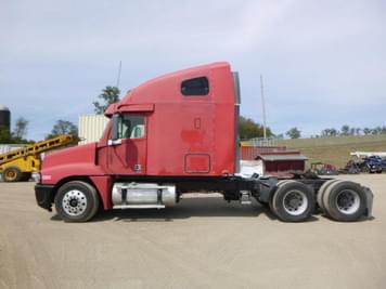 Main image Freightliner CST120