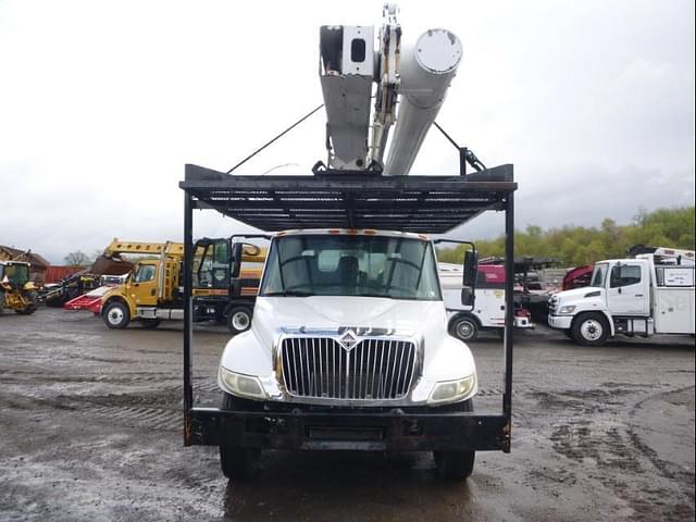 Image of International 4300 equipment image 1