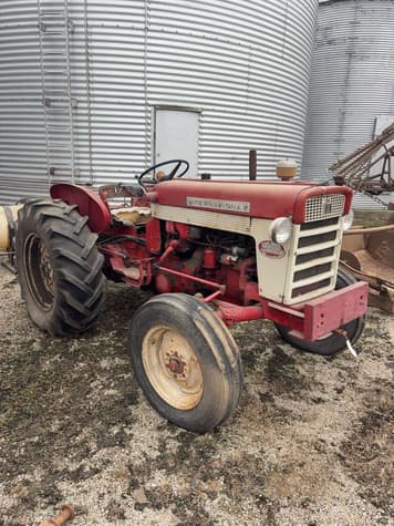 Main image International Harvester 340