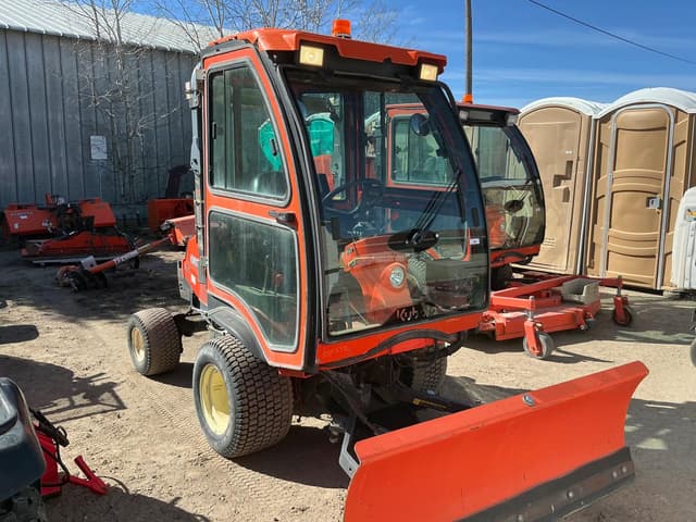 Image of Kubota F3680 equipment image 1