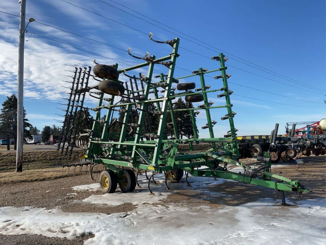 Image of John Deere 2210 Primary image