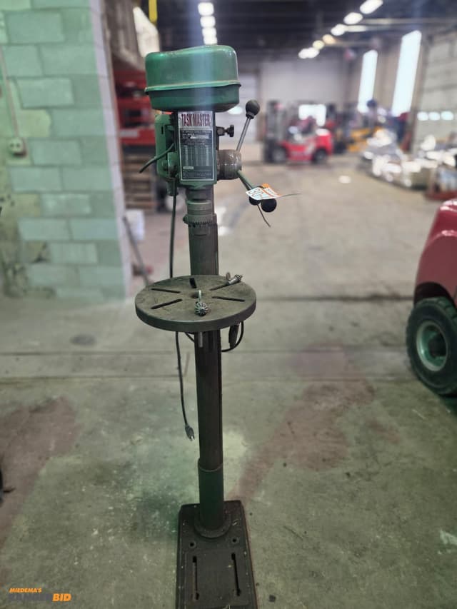 Image of Dodge Ram 3500 equipment image 1