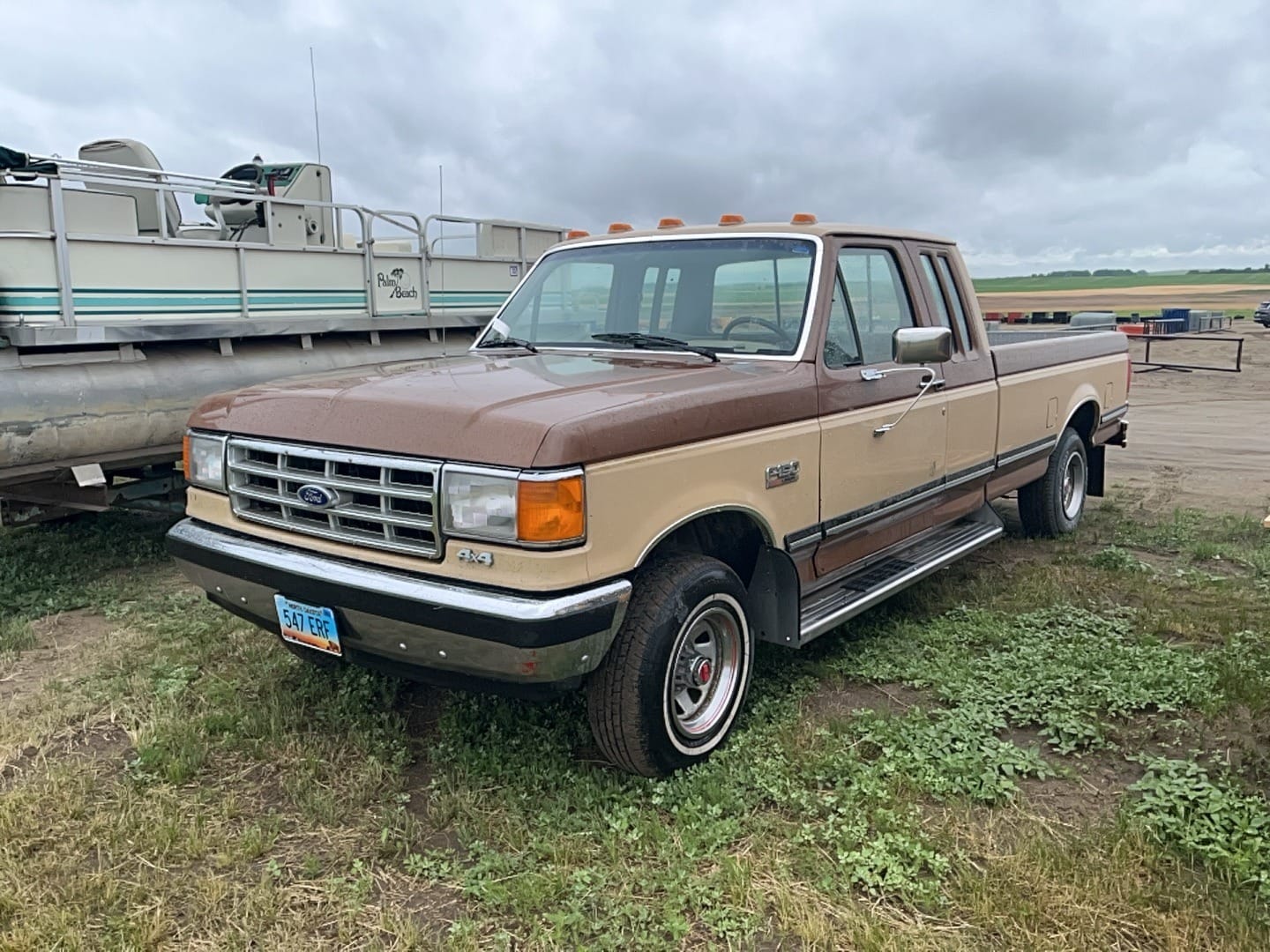 1998 Ford F-150 Equipment Image0