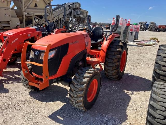 Image of Kubota MX5800 equipment image 1