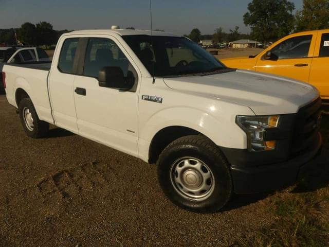 Image of Ford F-150 equipment image 1