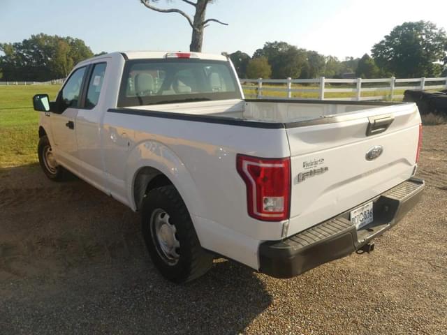 Image of Ford F-150 equipment image 3
