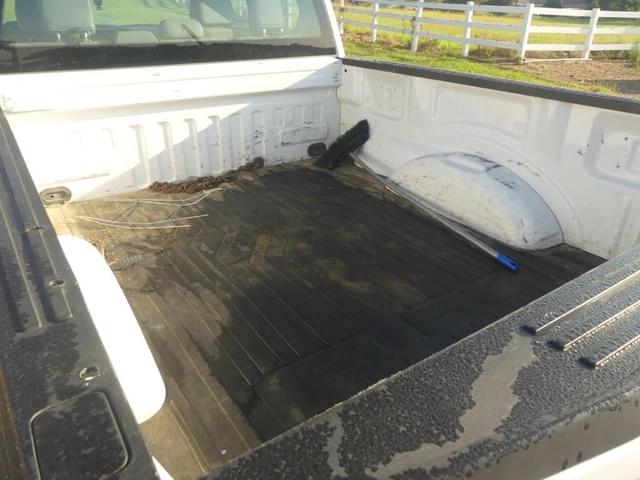 Image of Ford F-150 equipment image 4