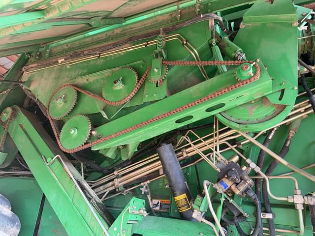 Image of John Deere 9610 equipment image 4