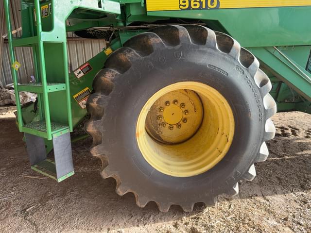 Image of John Deere 9610 equipment image 2