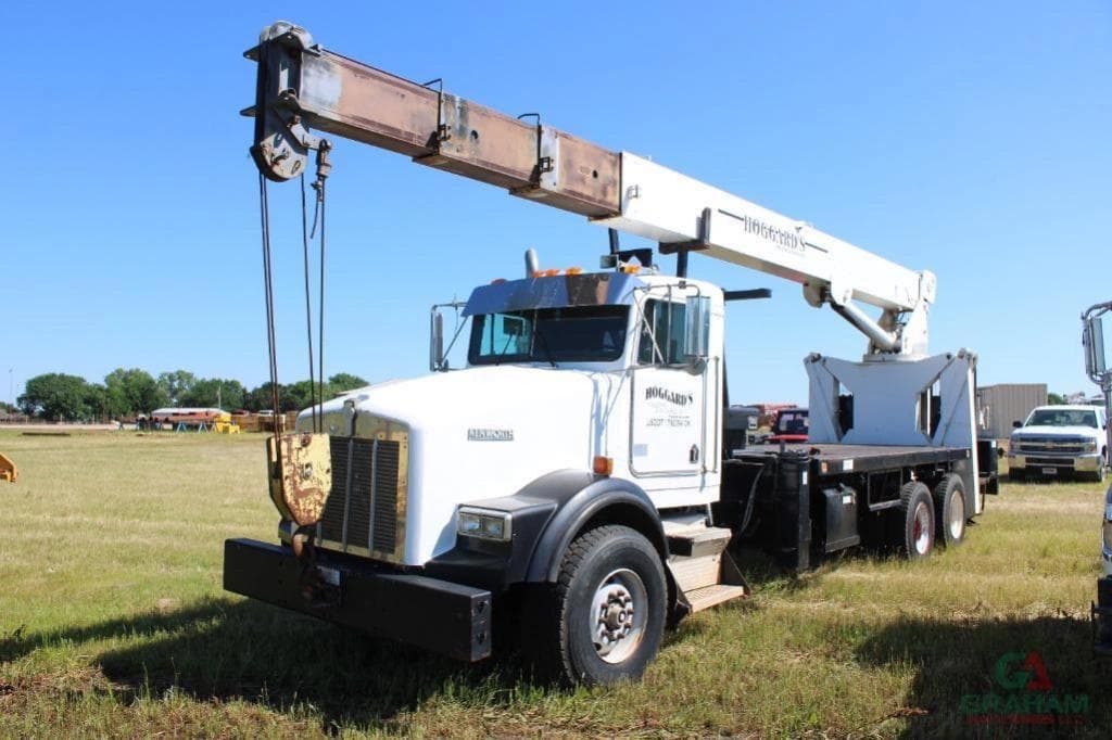 Image of Kenworth T800B Primary image