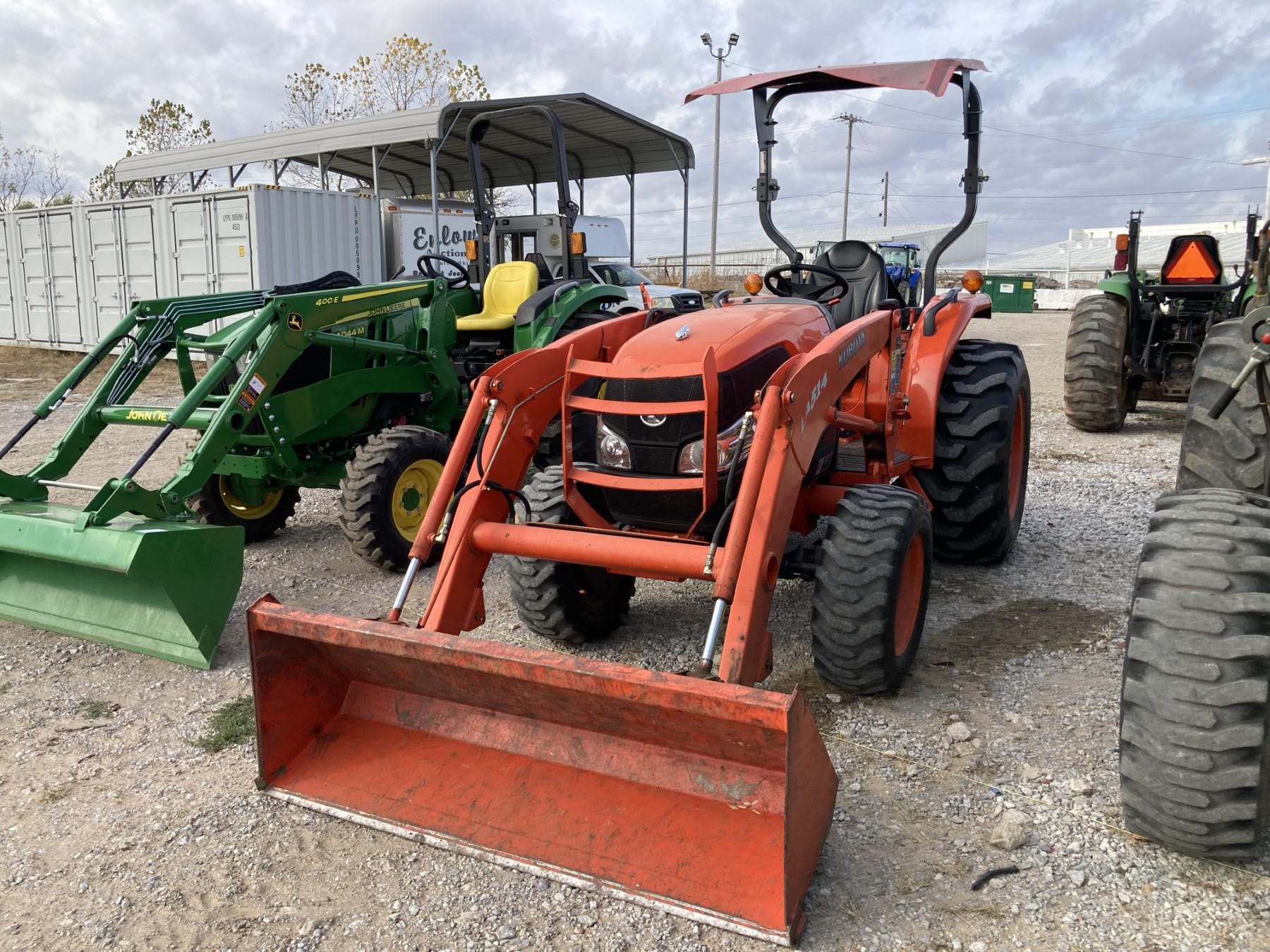 Main image Kubota L3240