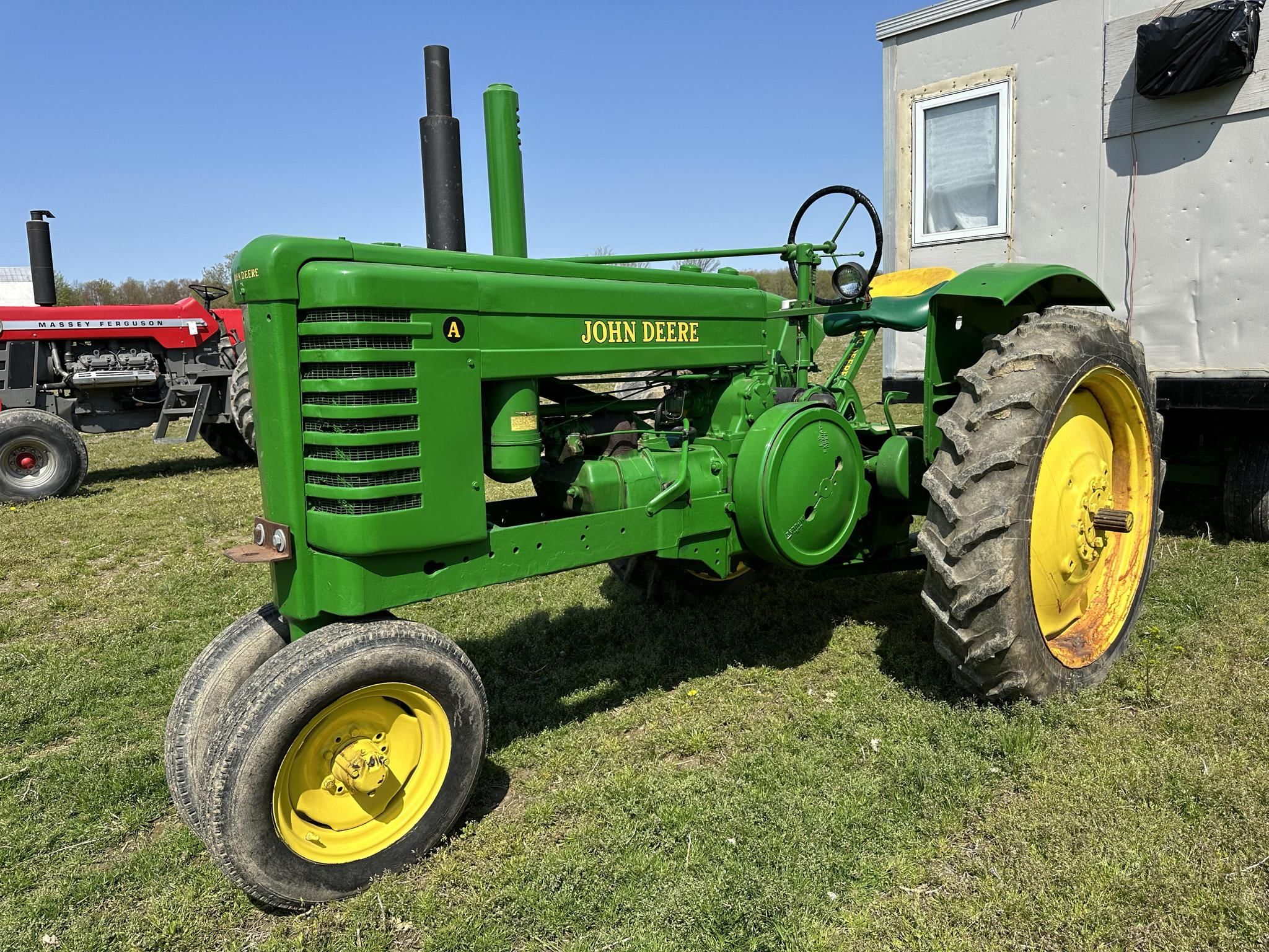 Main image John Deere A